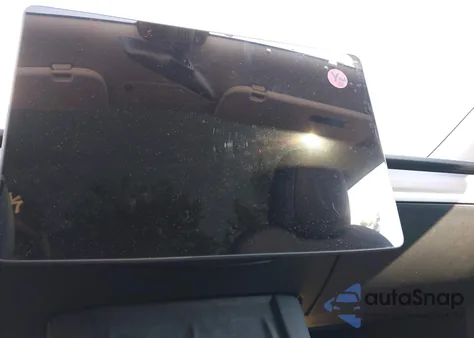 2024 Tesla Model Y Long Range Dual Motor All-Wheel Drive from USA, damaged, VIN 7SAYGDEE8RF161465